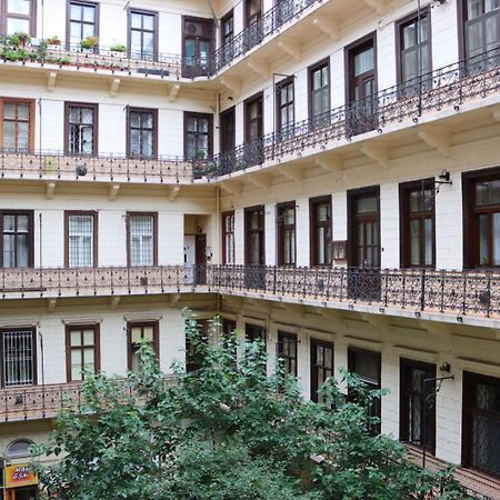 Ziti Citi Budapest Budapeste Exterior foto