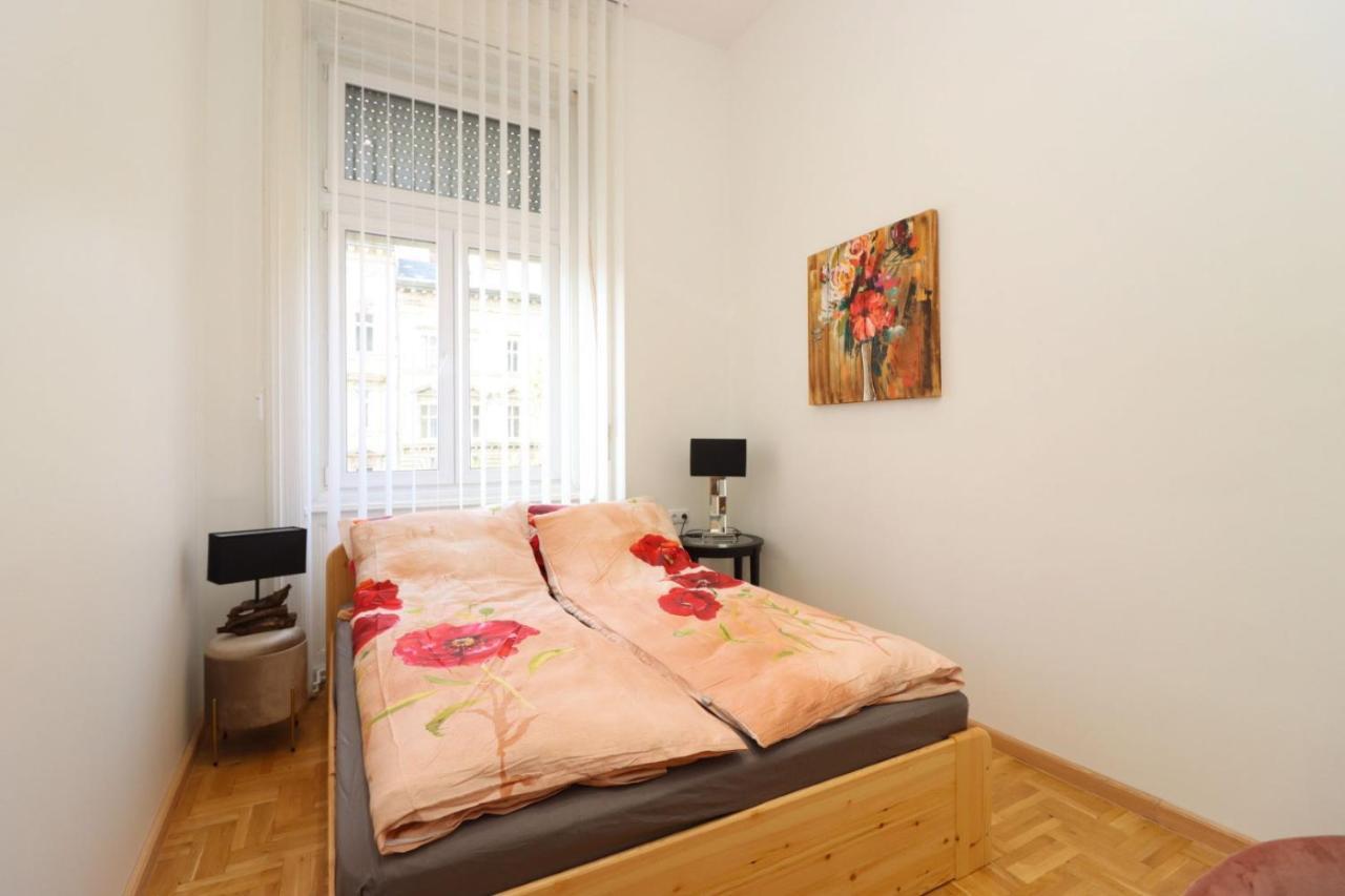 Ziti Citi Budapest Budapeste Exterior foto