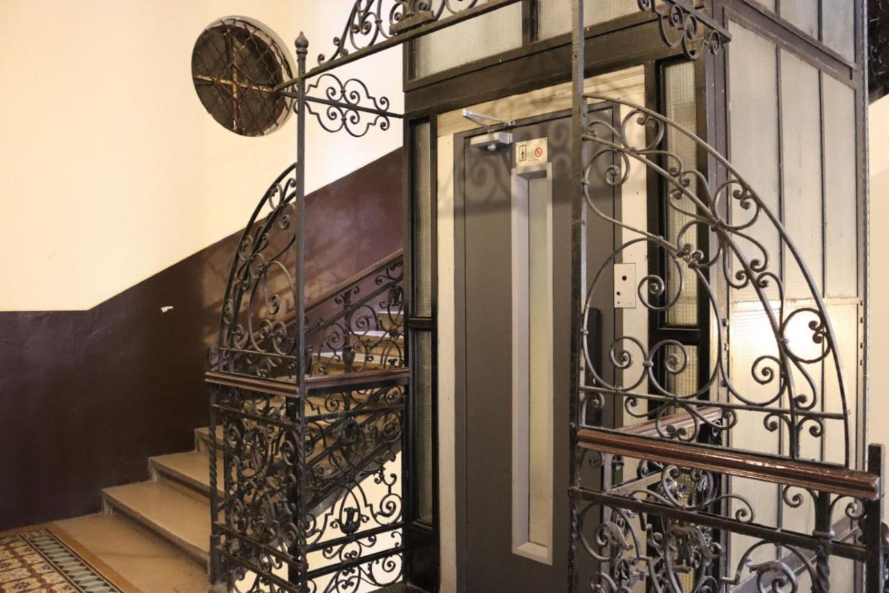Ziti Citi Budapest Budapeste Exterior foto
